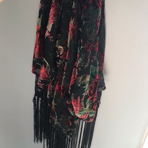 Floral red rose see through Shaw